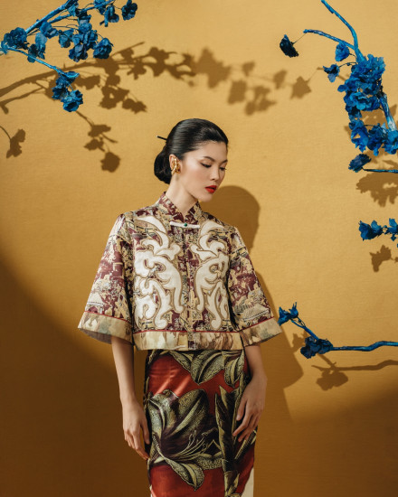 MEI LING TOP BURGUNDY CHINOISERIE