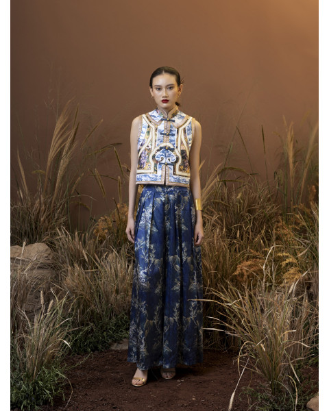 [PRE ORDER] YEONA TOP MOUNTAIN BLUE